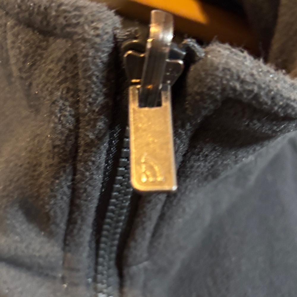 The North Face Men's Dark Gray Performance Jacket - Picture 4 of 7